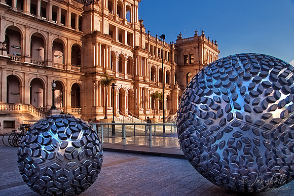 Sphere Sculptures, Brisbane Square