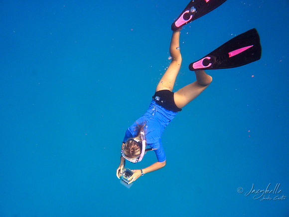 110310  Snorkeling Deep Water 2