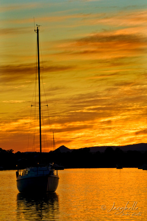 Yacht Sunset Noosa River 6